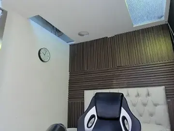 IrisFyre  live sex cam