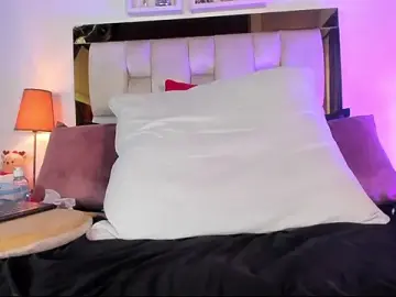 Emmy_r  live sex cam