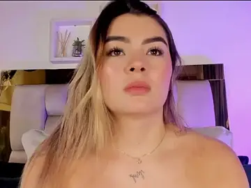 Emmy_r  live sex cam