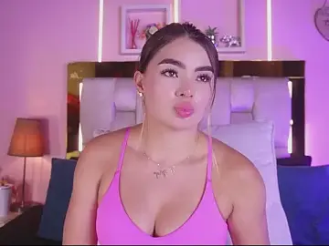 Emmy_r  live sex cam