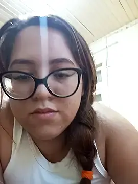 Euvicke  live sex cam