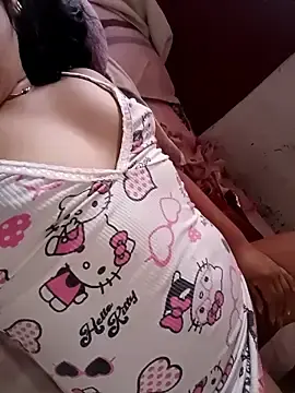 Gatita2303  live sex cam