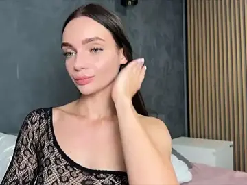 Litlle_angelll  live sex cam