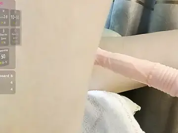 Mood-8  live sex cam