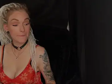 Nordicnextdoor  live sex cam