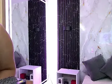 ChloeHolmes  live sex cam