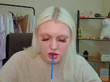 KellyyMcGuire  live sex cam
