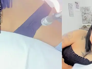 Sieena__  live sex cam