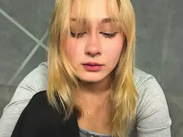 Sofarr  live sex cam