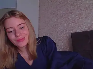 Softy_Aura_  live sex cam