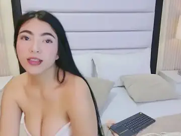 VictoriaHiills  live sex cam