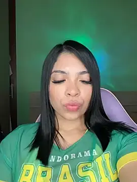 Victoriaqueen20  live sex cam