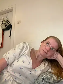 Jannis1992  live sex cam
