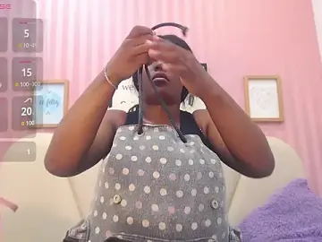 Malorybrown  live sex cam