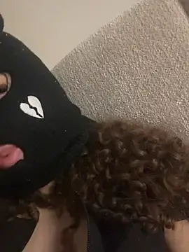 Quincyanddounia  live sex cam