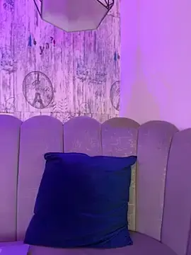 AbyThompson  live sex cam