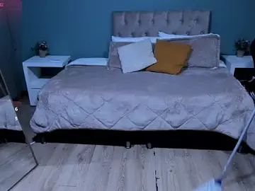 Cat__Moon__  live sex cam