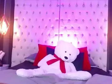 JadeBonnet  live sex cam