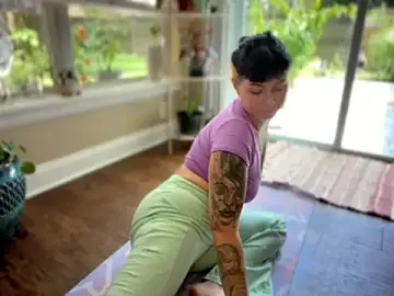 MarlaFknSinger  live sex cam