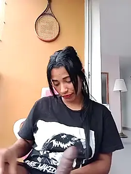 Vikyvoyeur  live sex cam