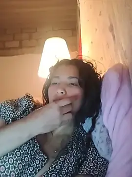 Vikyvoyeur  live sex cam