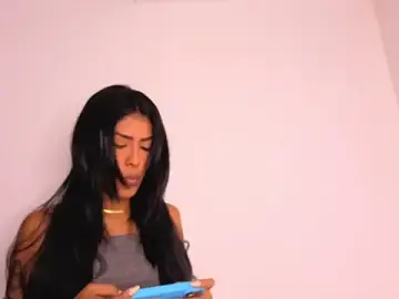 Zyrelia_Vael  live sex cam