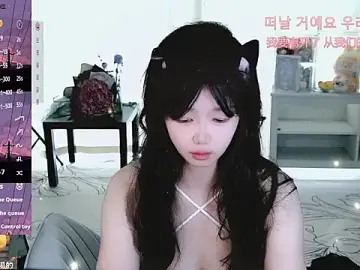 Bingbing-33  live sex cam