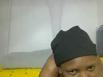 Cherie-roxy  live sex cam