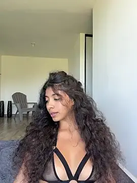 Viktorya_xue  live sex cam
