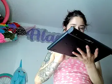 Zuniga999  live sex cam