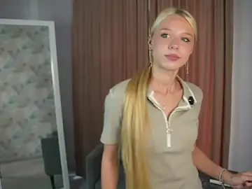 ChiGiebel  live sex cam