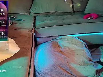 EmilyZoy  live sex cam