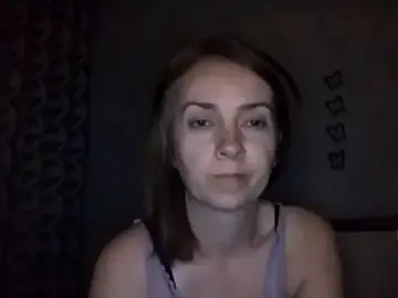 JenniferAlone  live sex cam