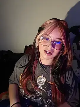 Melodii-22  live sex cam
