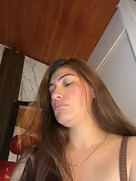 Emmily_d  live sex cam