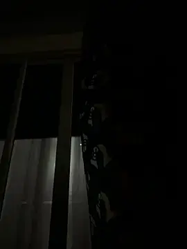 Losnocturbabys  live sex cam