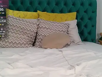 AlessiaDunn  live sex cam