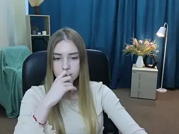 DeeannaKenyon  live sex cam