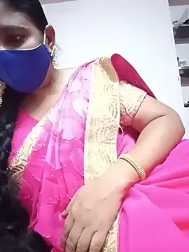 Jayalakshmitamilammu  live sex cam