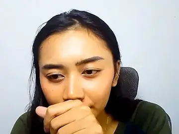 KristieOrtmann  live sex cam