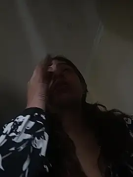 Lunatemptress4  live sex cam