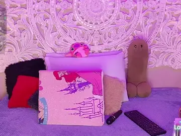 MalaikaBrown  live sex cam