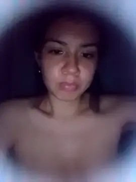 Valeeria3  live sex cam