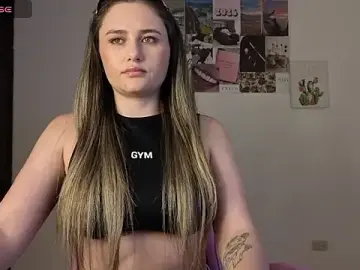 Veronika__Winslow_  live sex cam
