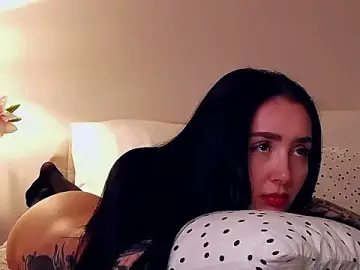ZoeNickels  live sex cam