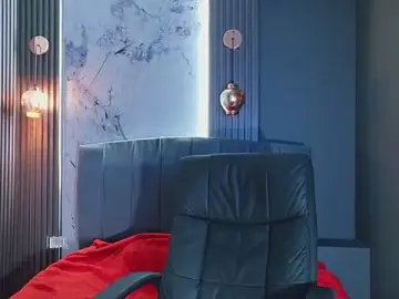 Adaira31  live sex cam