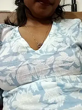 Avii5  live sex cam
