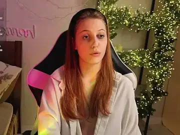 DayleNop  live sex cam
