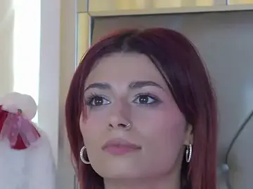 LunaHart  live sex cam