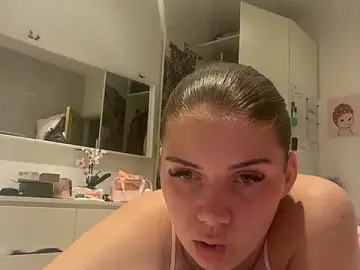 Melissamayy  live sex cam